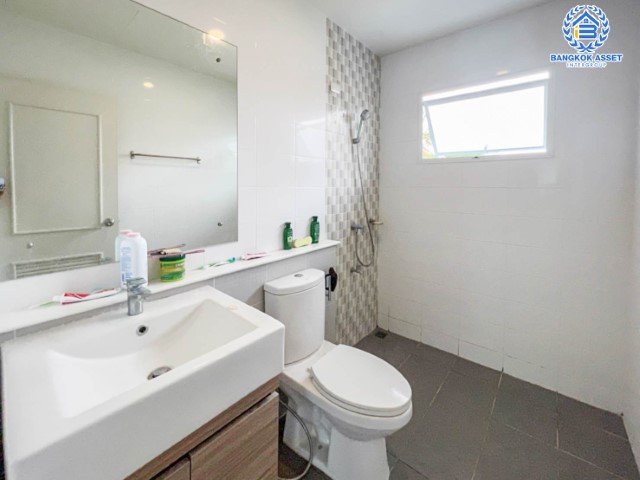 *****บ้านแฝดมือสองย่านนนทบุรี ม.เพอร์เฟคพาร์ค ชัยพฤกษ์-แจ้งวัฒนะ หลังมุม! เนื้อที่ 44.1 ตร.ว. ฟังก์ชัน 3 ห้องนอน 3 ห้องน้ำ 2 ที่จอดรถ แถมฟรี! 3 เครื่องปรับอากาศ บ้านสวยพร้อมอยู่ บรรยากาศดี บนทำเลศักยภาพ เชื่อมต่อแจ้งวัฒนะ ใกล้เพียง 5 นาทีก็ถึงรถไฟฟ้าสายสีชมพู "สถานีปากเกร็ด"และทางด่วน "ศรีรัช"